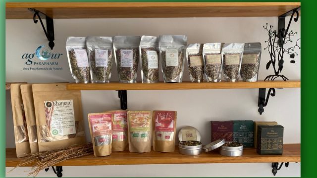 Tisanes & thés 🍵🫖 

@nutritionbylema @saga_nature_ @iksyr_bio @tresors_de_samra

Les huiles végétales pression à froid 🌿

@extranature_ @aromabioil_store

Les huiles essentielles certifiées bio 🌿

@aromabioil_store

Synergie d’huiles essentielles 🌿

@olencia_dz

Miel propolis pollen, purs 🍯🐝

@miellerie_mazouni

Hydrolats / eaux florales 🌷🪻

@extranature_  @aromabioil_store

Probiotiques : kefirs & légumes lactofermentés 🥗

@food.on.diet @conserverie_azar

Vinaigres & sticks de dattes 🌴

@romais_bio @alfaiza