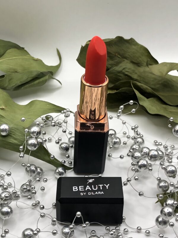 Rouge à lèvres naturel BEAUTY BY DILARA